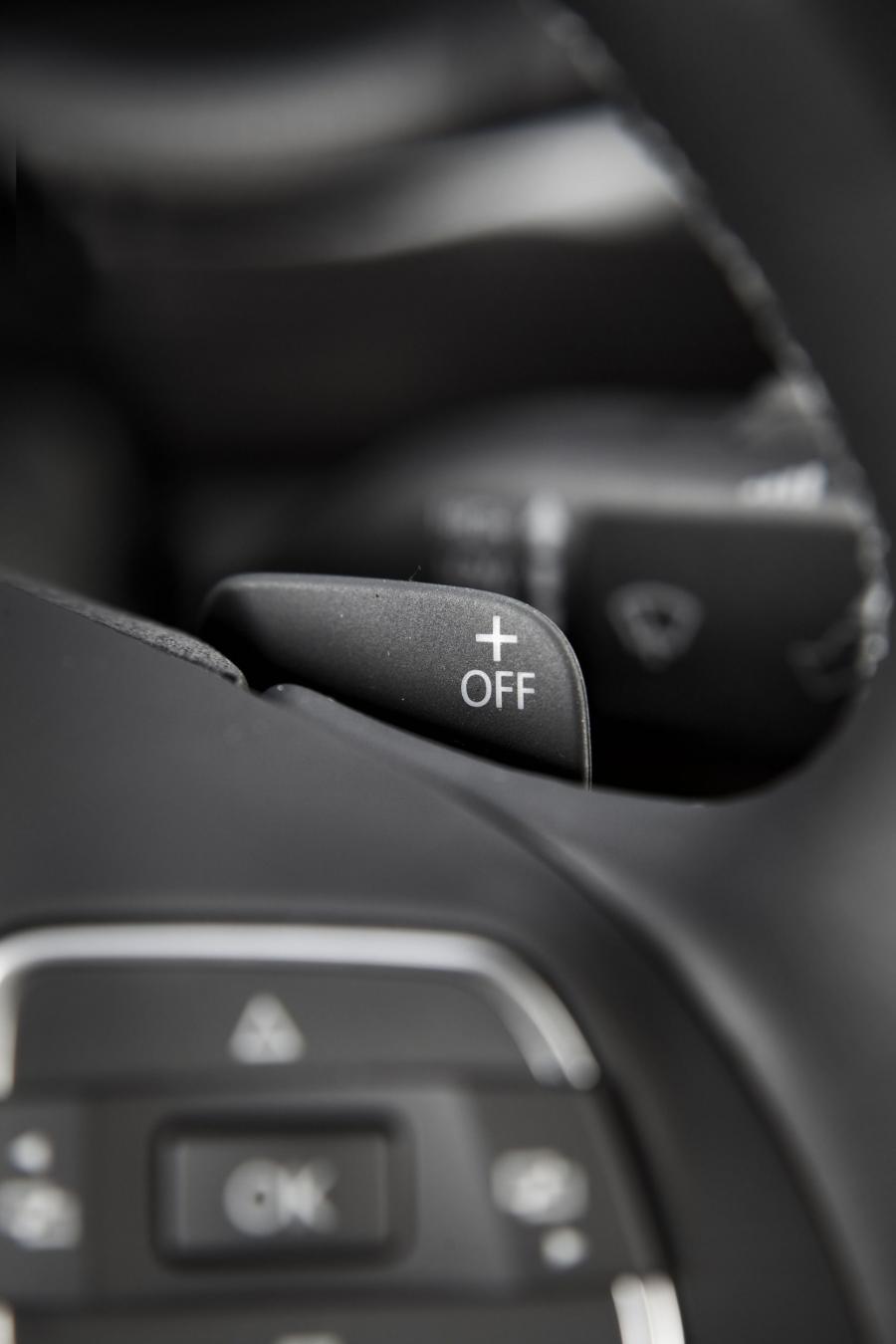  Volkswagen Passat Sport 2014 года  (фото 8 из 13)